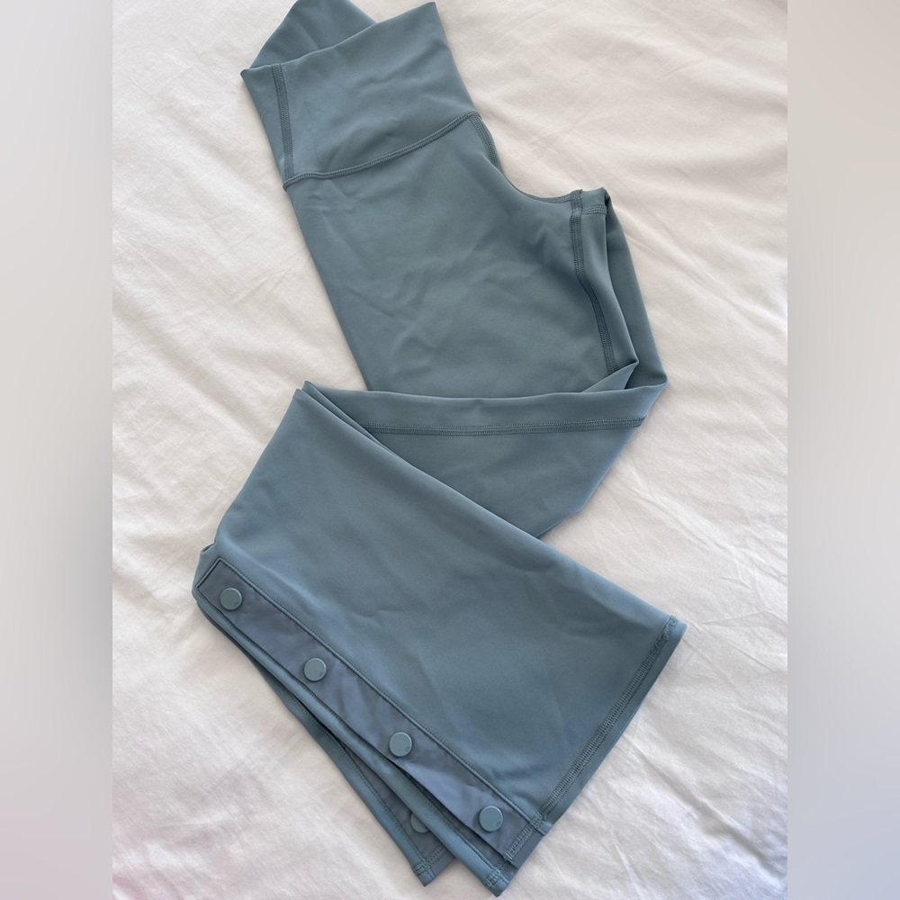 Alo xs 7/8 length cosmic grey game changer legging